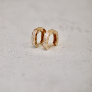 Золотые серьги