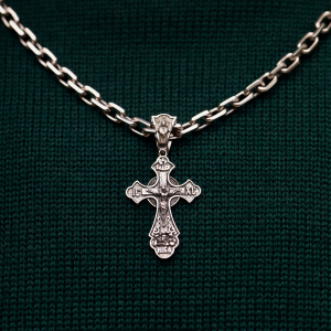 Серебряный крест