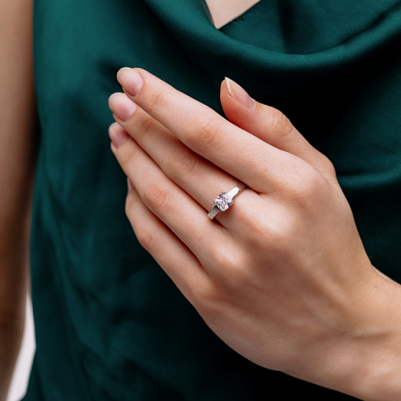 Срібна каблучка "Ніколь" - 4 Срібна каблучка "Ніколь" - 4