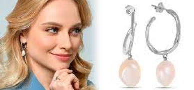 Сяйво на локонах. Вишукані прикраси, що ідеально підходять для блондинок