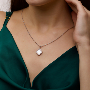 Серебряный подвес "Cloveria"