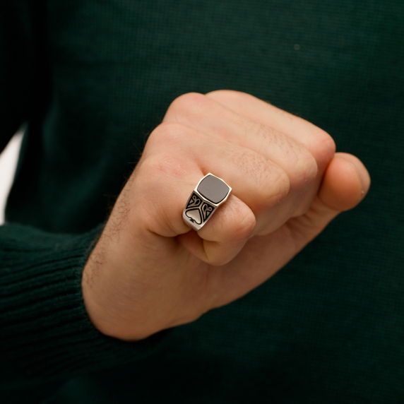 Серебряный перстень "Баста" - 1 Серебряный перстень "Баста" - 1