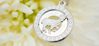 Прикраси для Овнів