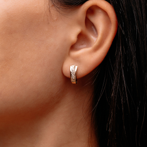 Золотые серьги