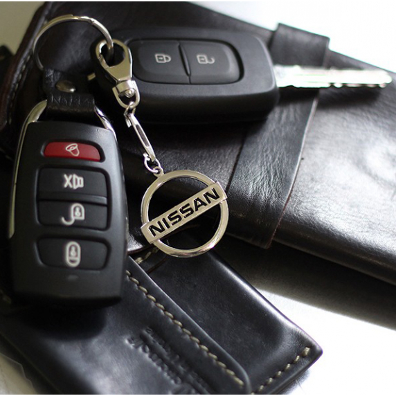 Срібний брелок &amp;quot;Ніссан&amp;quot; - 2