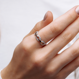 Срібна каблучка