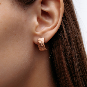 Золотые серьги